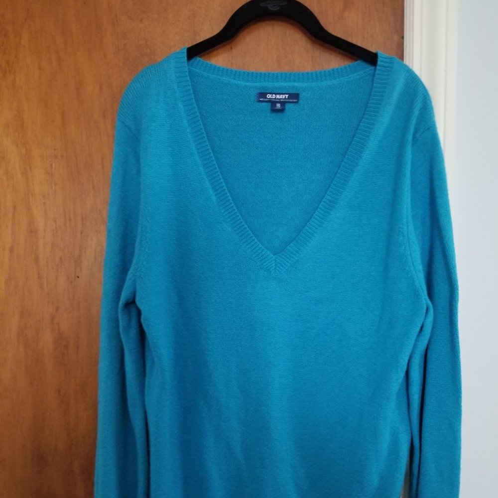 V-neck sweater